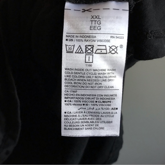 Women’s 💯🖤 tee. XXL - Picture 4 of 4